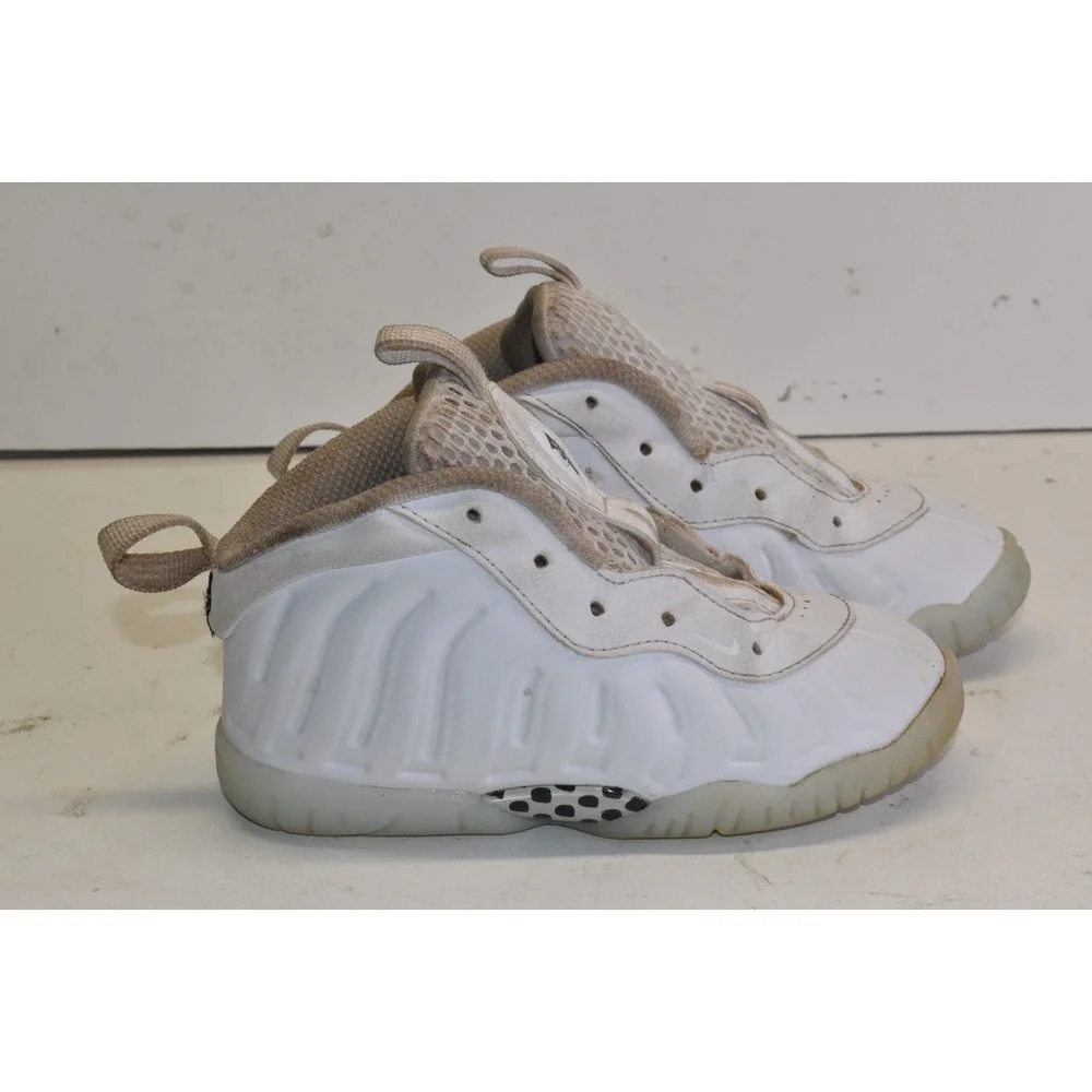 Nike Lilttle Posite One Triple White Sneakers Child Size 8C Hype Foam HQ1961-100